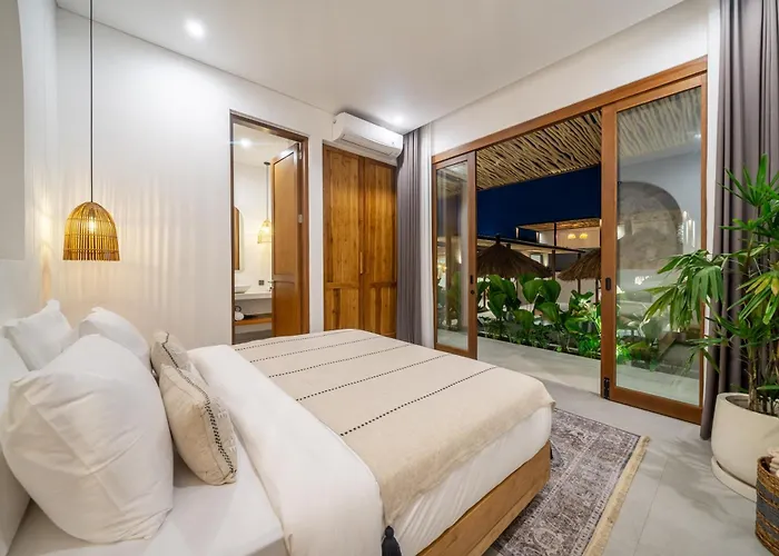 Villa Brand New Orion Mediterranean Style Air-con Living