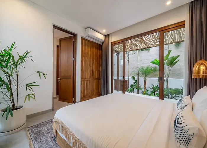 Brand New Orion Mediterranean Style Air-con Living