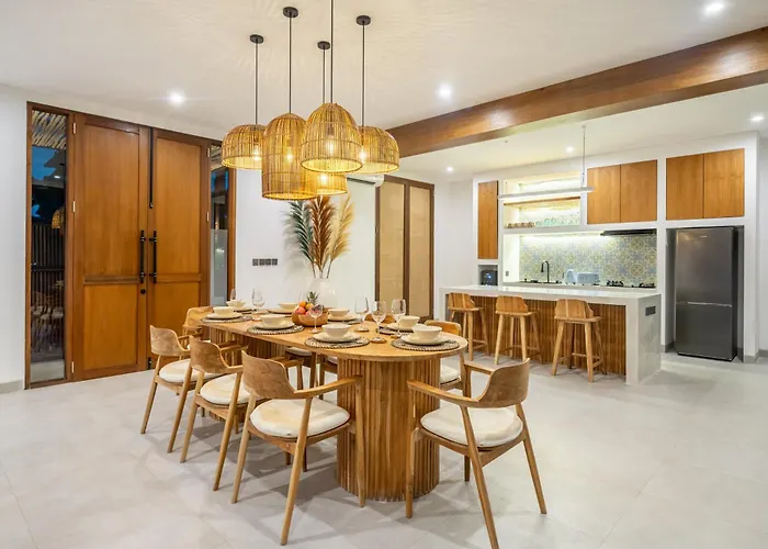 Villa Brand New Orion Mediterranean Style Air-con Living