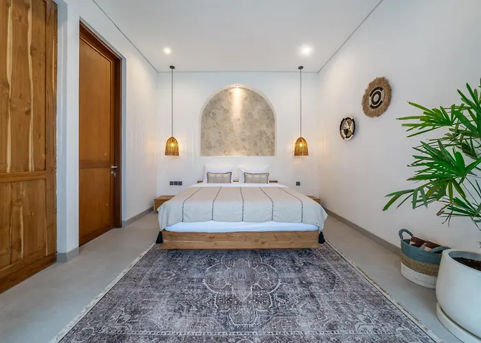 Brand New Orion Mediterranean Style Air-con Living Villa Canggu