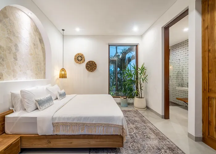 Brand New Orion Mediterranean Style Air-con Living Villa Canggu